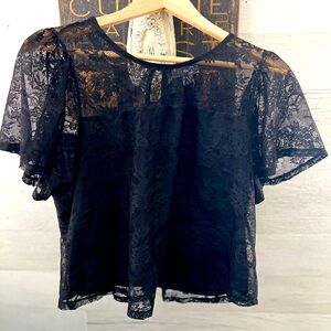 LADIES PRIMARK LACE CROP TOP